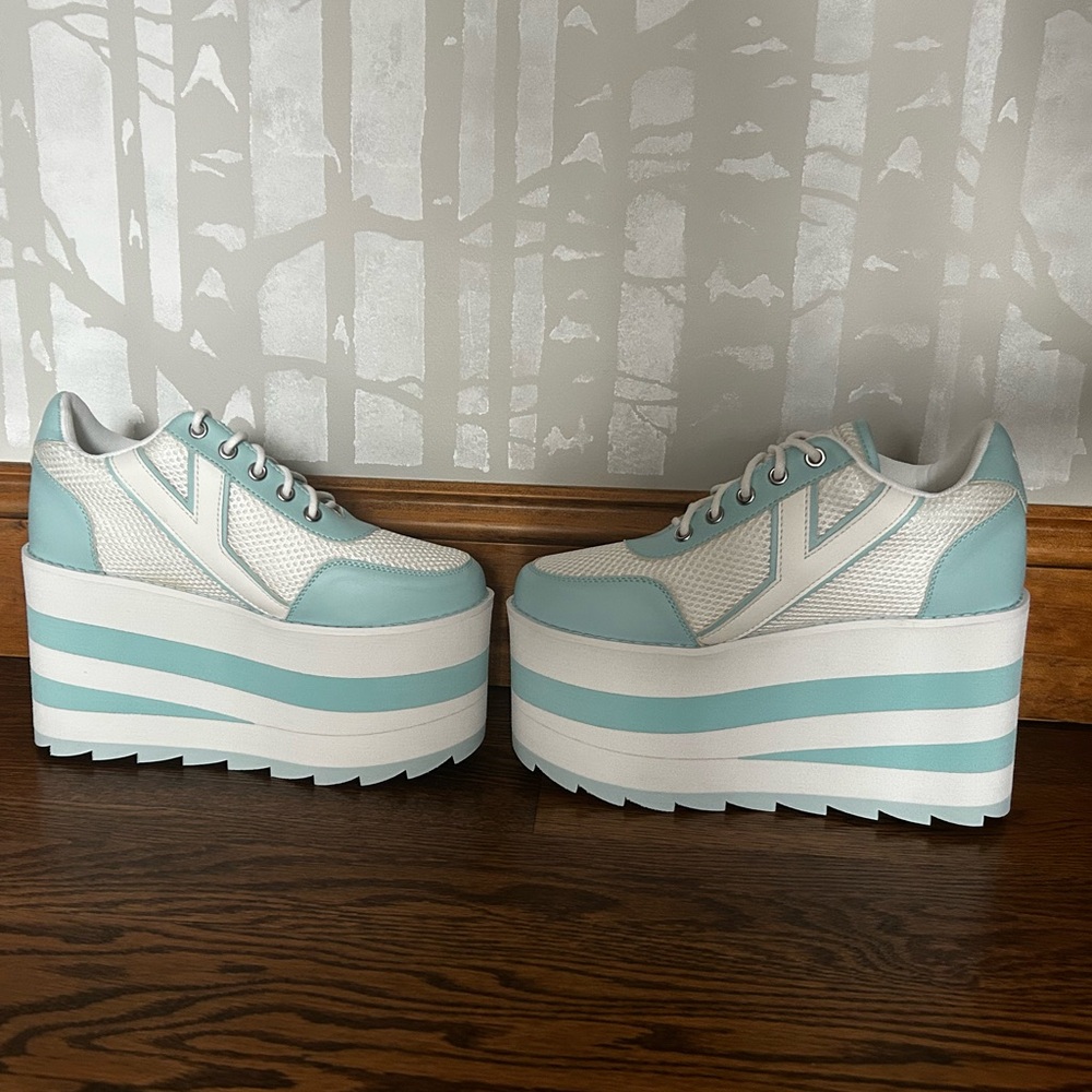 Stylish White and Blue Platform Sneakers